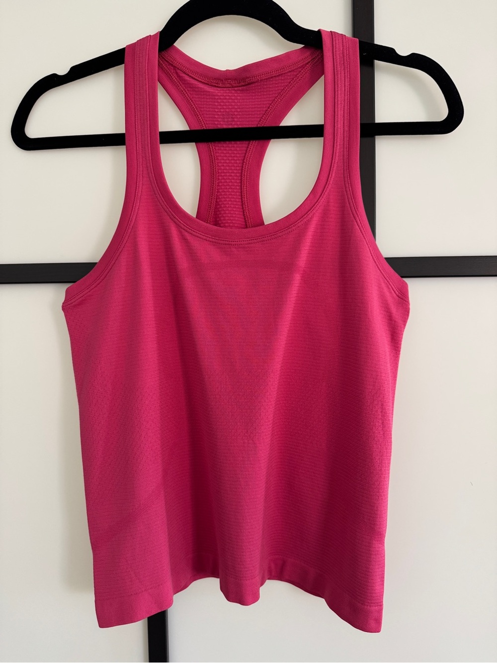 Lululemon Tech Racerback Tank Top 2.0 *Waist Length Raspberry size 6 - Picture 2 of 7